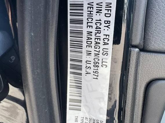 JEEP GRAND CHEROKEE 2021 1C4RJEAG7MC681971 image